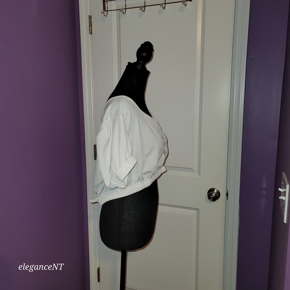 PrettyLittleThing White Ruched Blouse - Picture 4 of 8